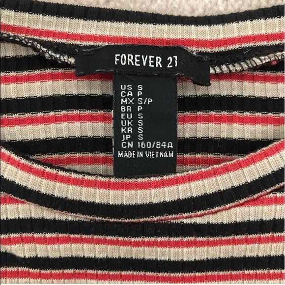 Forever 21 stripped tee - Picture 2 of 3